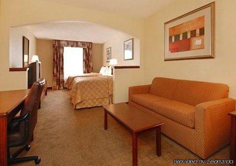 Hotel Express & By Ihg Omaha